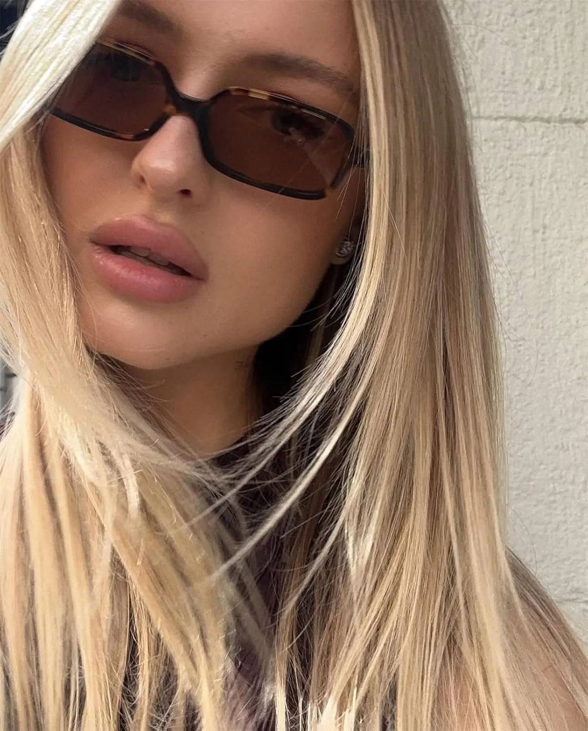 ADE WU Rectangle Sunglasses for Women Cute Vintage Trendy 90s Tiny Rectangular Sun Glasses