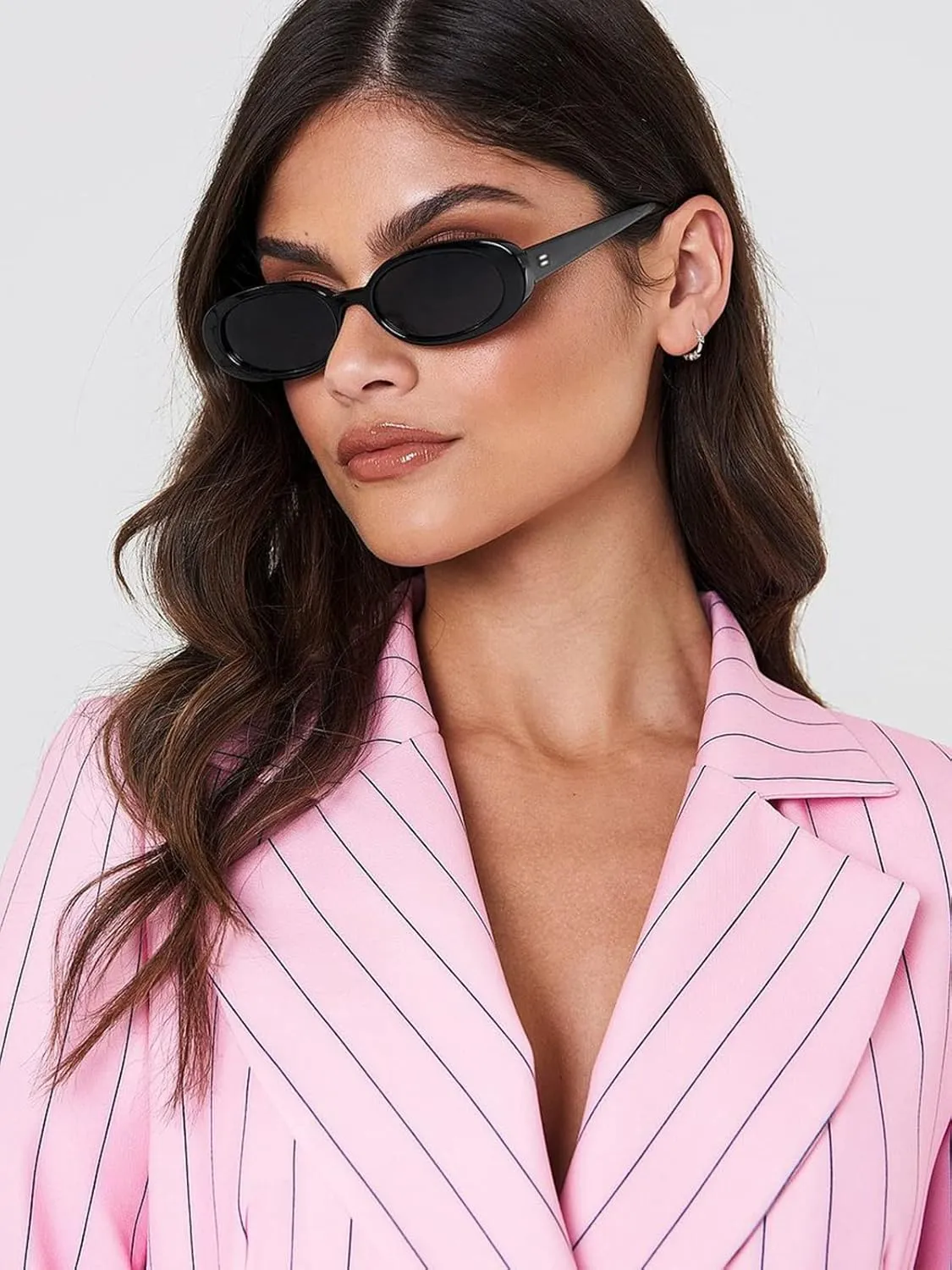 AIEYEZO Retro Oval Sunglasses for Women Fashion Small Oval Frame Sun Glasses 90s Vintage Style Shades