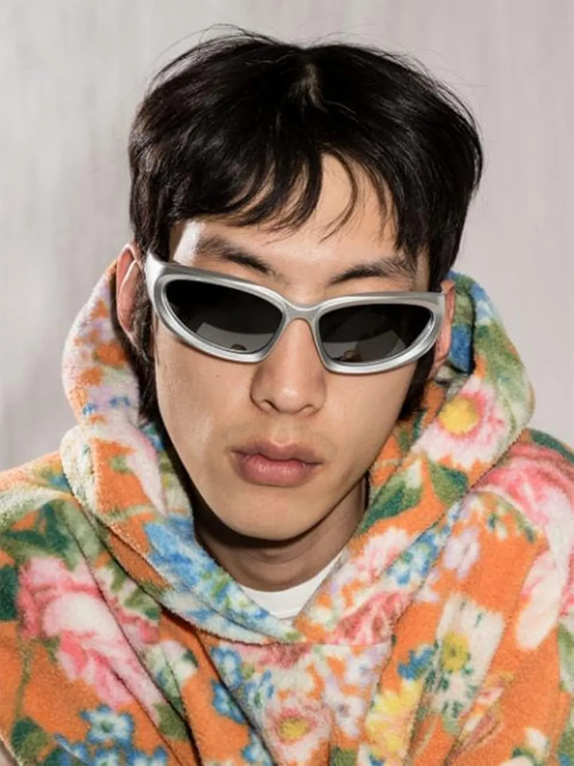AIEYEZO Wrap Around Sports Sunglasses for Men Women Fashion Oval Thick Frame Sun Glasses Stylish Sport Wrap Shades