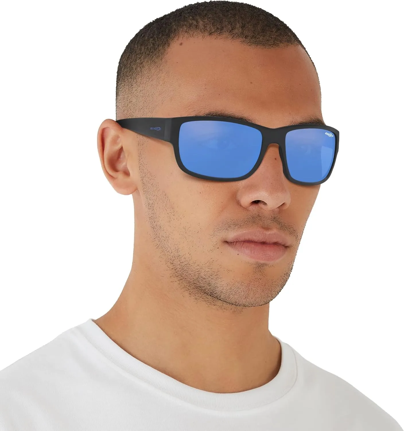 ARNETTE Unisex Sunglasses Matte Black Frame, Green Lenses, 62MM