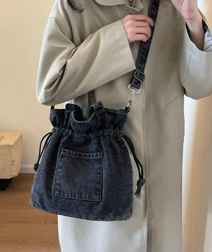 Denim Shoulder Bag for Women Canvas Tote Bag Crossbody Bag Aesthetic Large Denim Messenger Bag Hobo Handbags with Drawstring