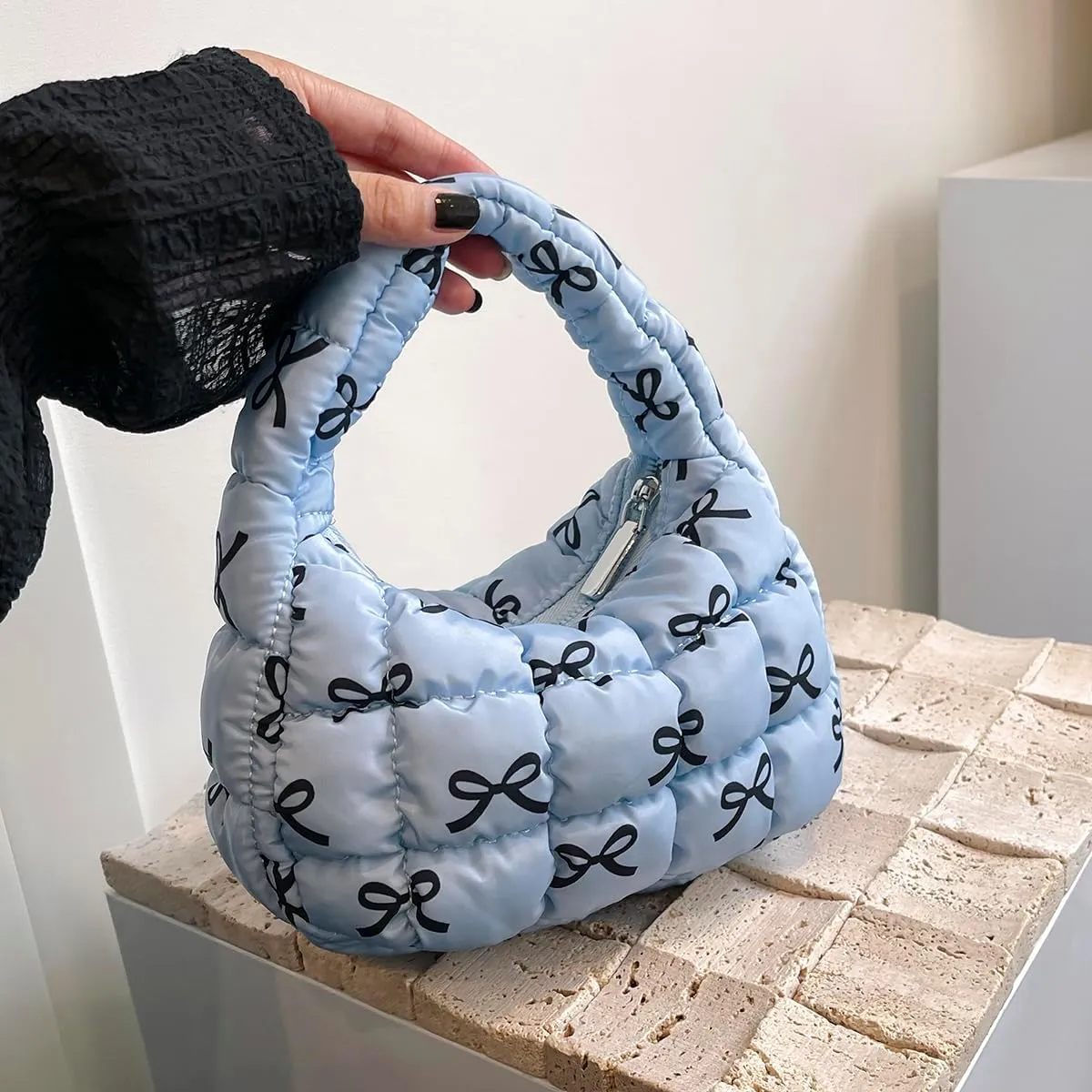 Lmbabter Bow Tote Bag for Women Small Quilted Handbag Purse Lightweight Puffer Hobo Bag Pouch Stylish Carryall Daypack