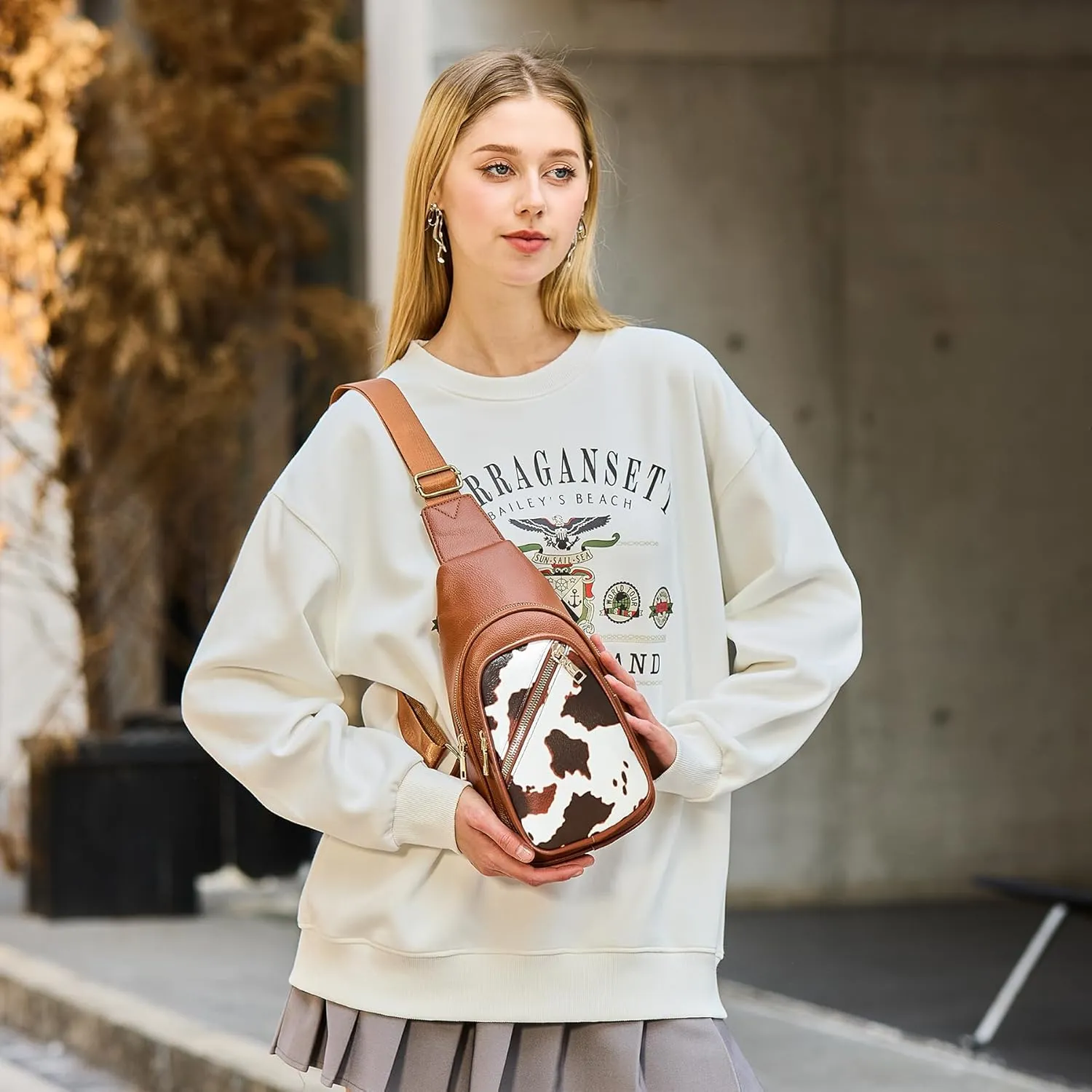 Makes Small Sling Bag for Women, Vegan Leather Fanny Pack Crossbody Bags for Women, Chest Bag With Wide Strap