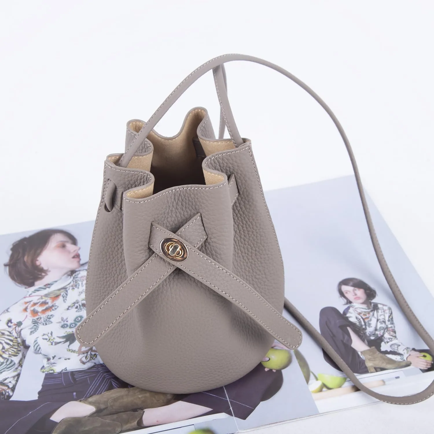 Mini Bucket Bag for Women, Full-Grain Cow Leather Crossbody Handbags Drawstring Fashion Designed Shoulder Purse