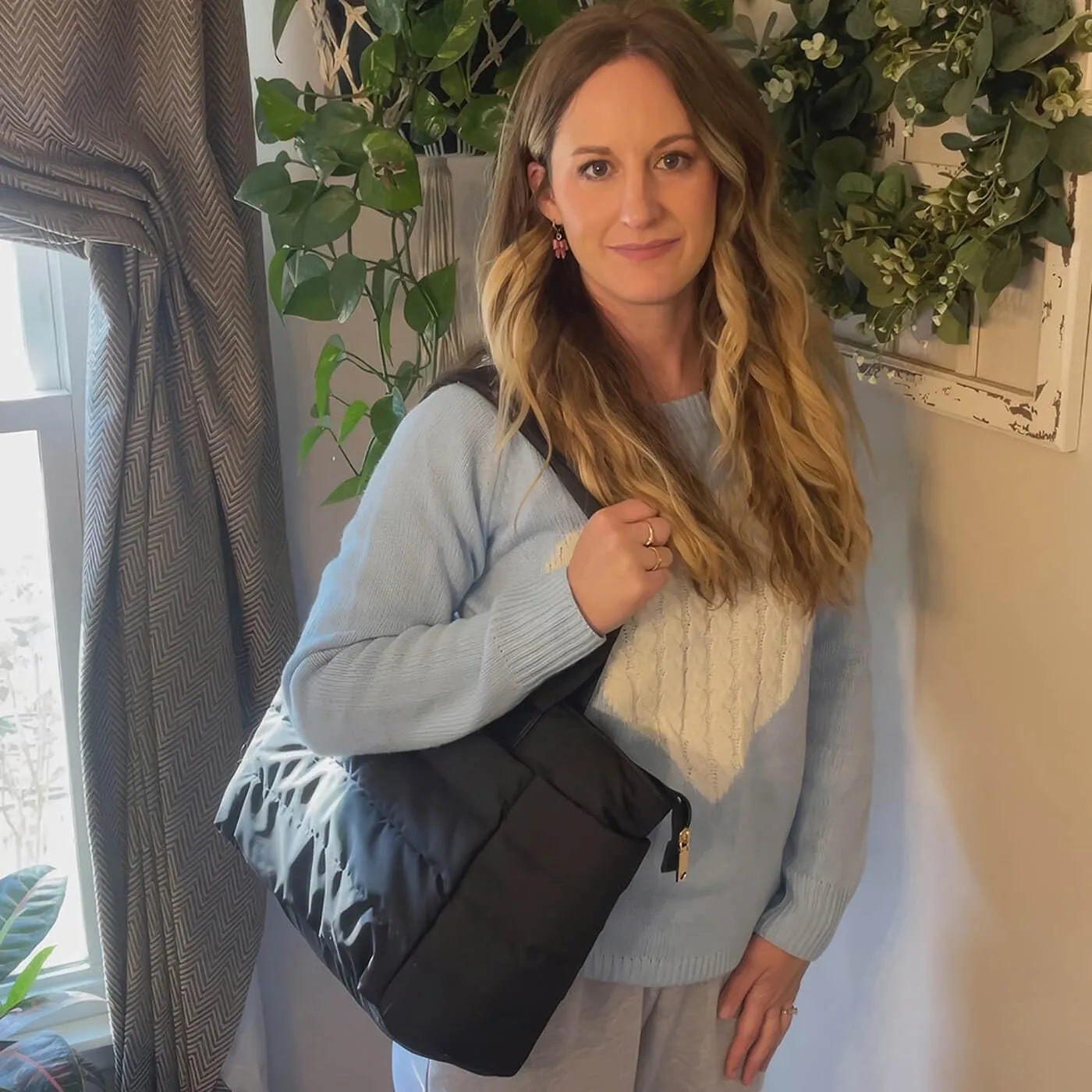 Puffer Tote Bag for Women, Lightweight Puffy Shoulder Bag with Compartments, Quilted Handbag for Work, Travel, Gym