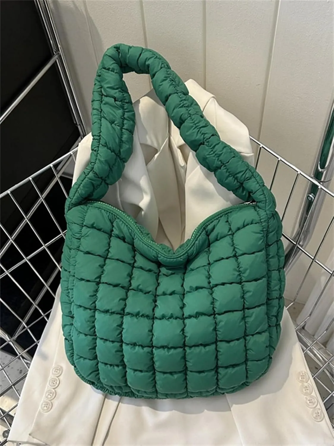 Puffer Tote Bag Women Quilted Shoulder Bags Puffy Bubble Pleated Purse Nylon Padding Cloud Crossbody Bag 2025