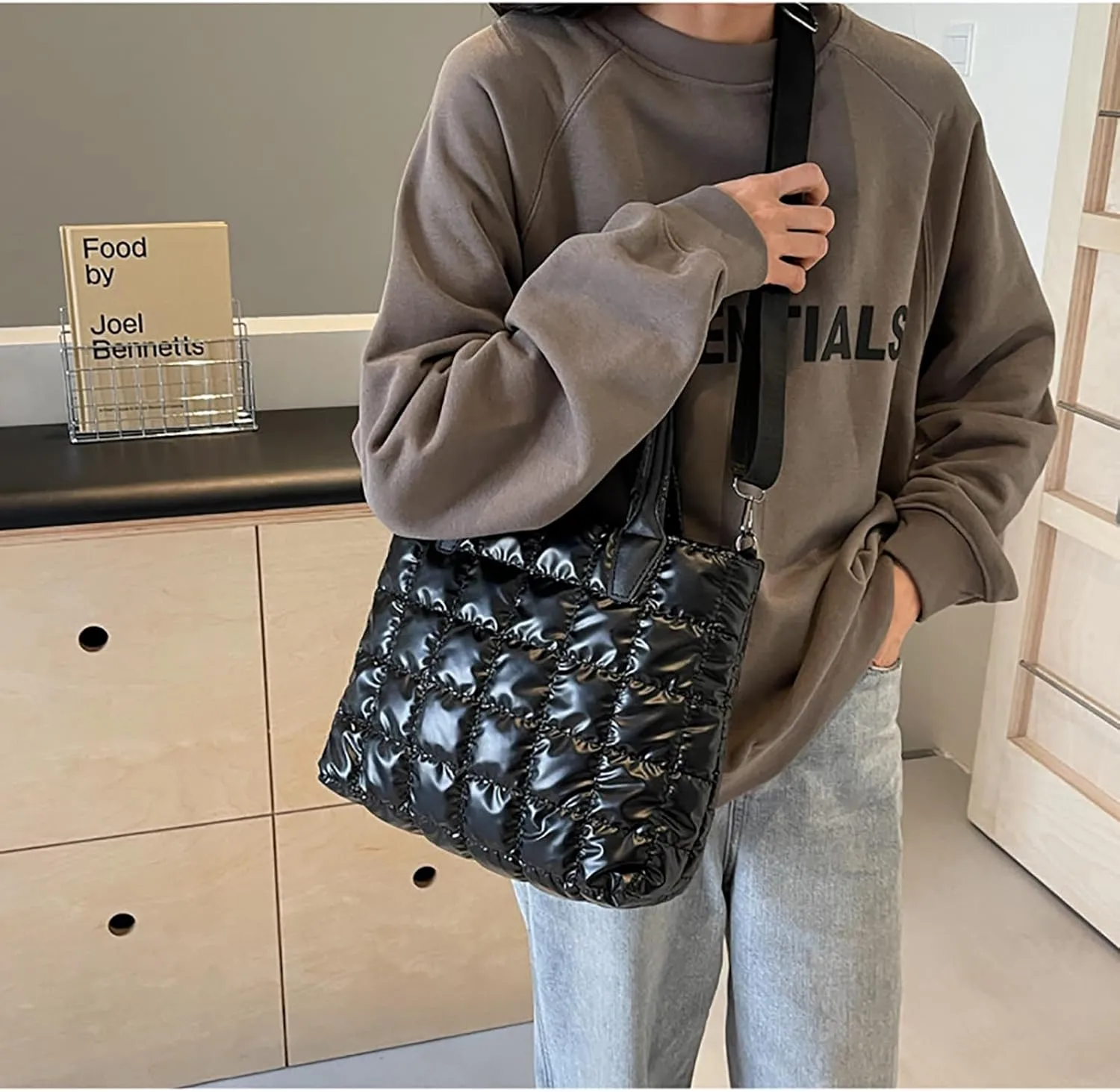 Puffy Bag for Women Quilted Crossbody Bag Puffer Purse Quilted Shoulder Bag Handbag with Adjustable Strap