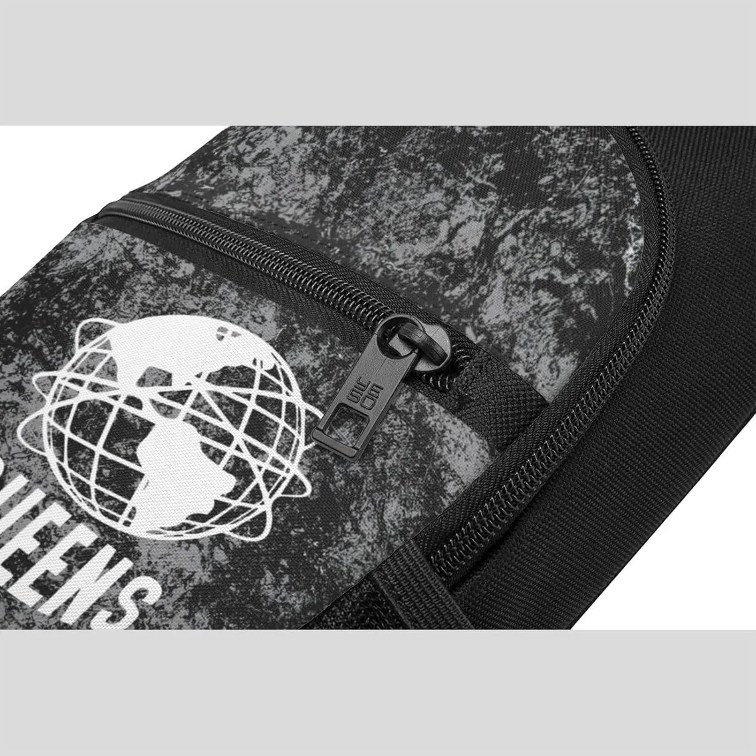 Queens Unisphere New York Sling Bag Crossbody Backpack Shoulder Casual Daypack Bags for Men Women
