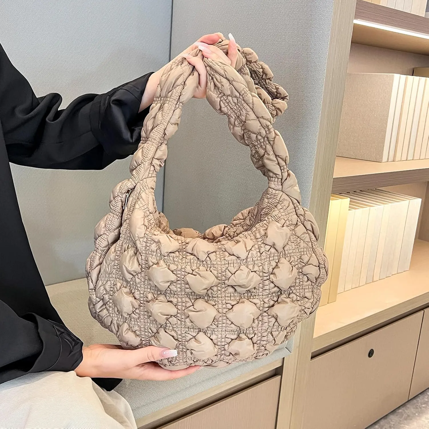 Quilted Tote Bag for Women, Puffer Shoulder Hobo Purse Crossbody Bag Lightweight Padding Handbag
