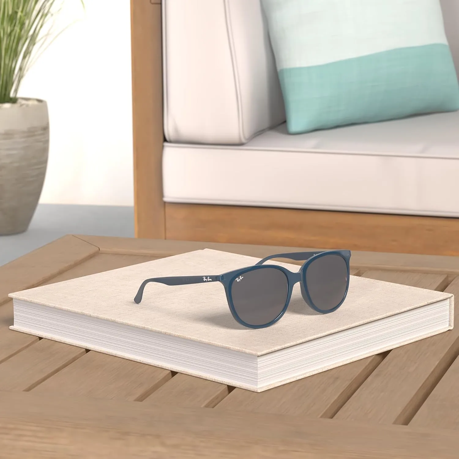Ray-Ban Women's RB4378 Square Sunglasses