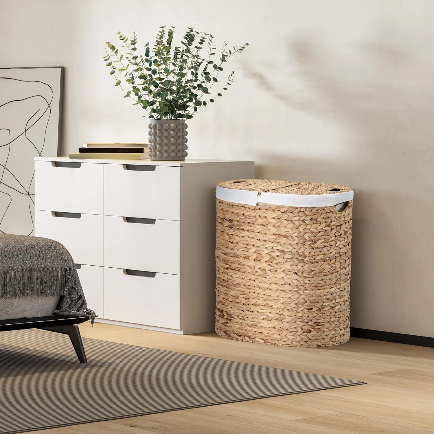 Seville Classics Premium Natural Handwoven Portable Laundry Bin Basket with Carrying Handles, Household Storage for Clothes, Linens, Sheets, Toys, Water Hyacinth, Oval Hamper