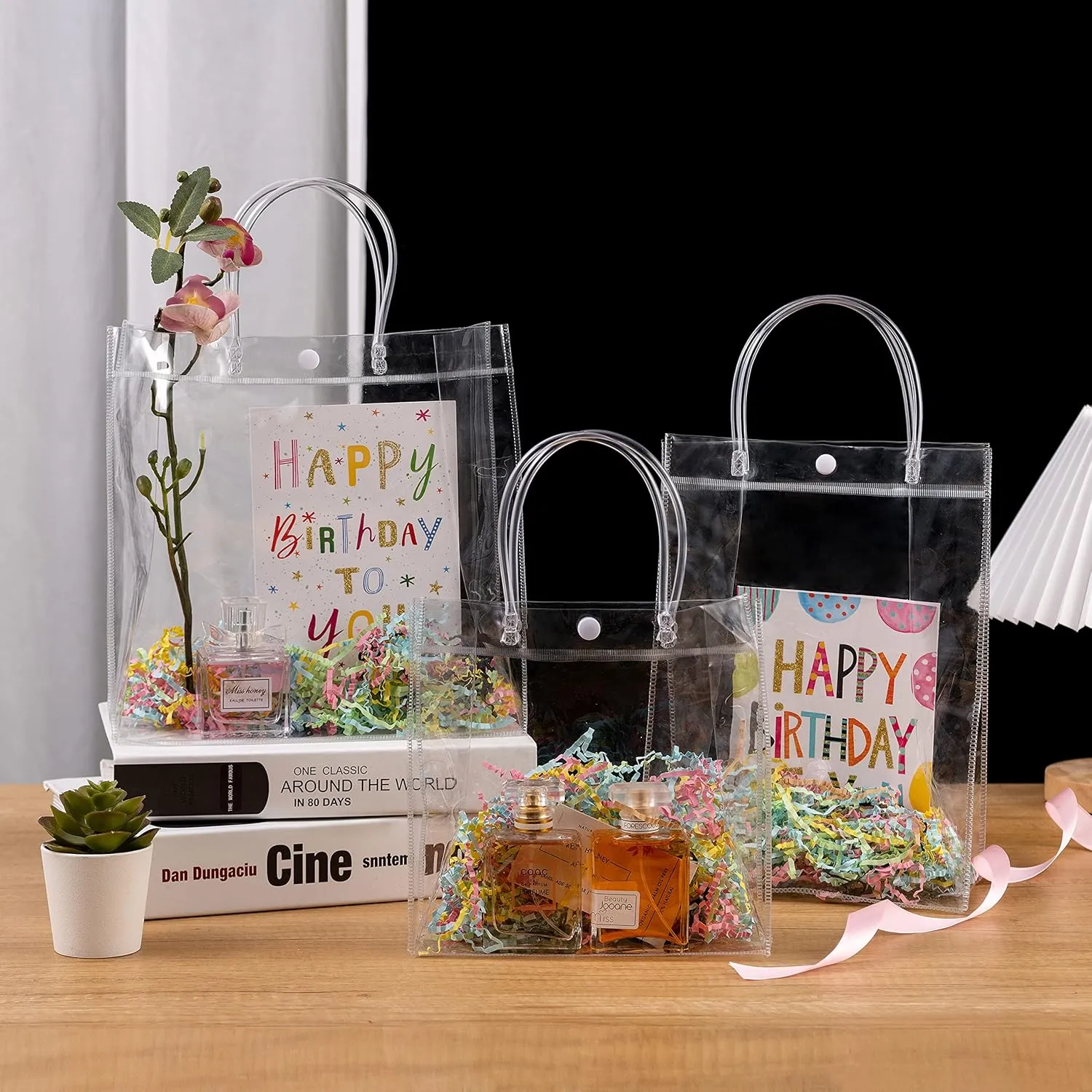 SHIPKEY 10 Pack 8”x4”x11” Clear Gift Bags, Transparent Gift Bag with Handles, Waterproof PVC Shopping Bags for Candy Perfume Boutique Gift Wedding Birthday Party Favor (20x10x28cm)