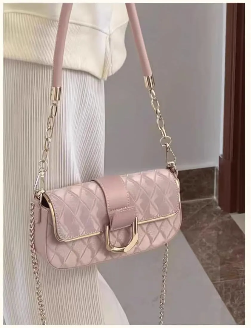 Shoulder Bag for Women Quilted Crossbody Bag Stylish Handbag Classic Underarm Purse With 2 Removable Chain Strap