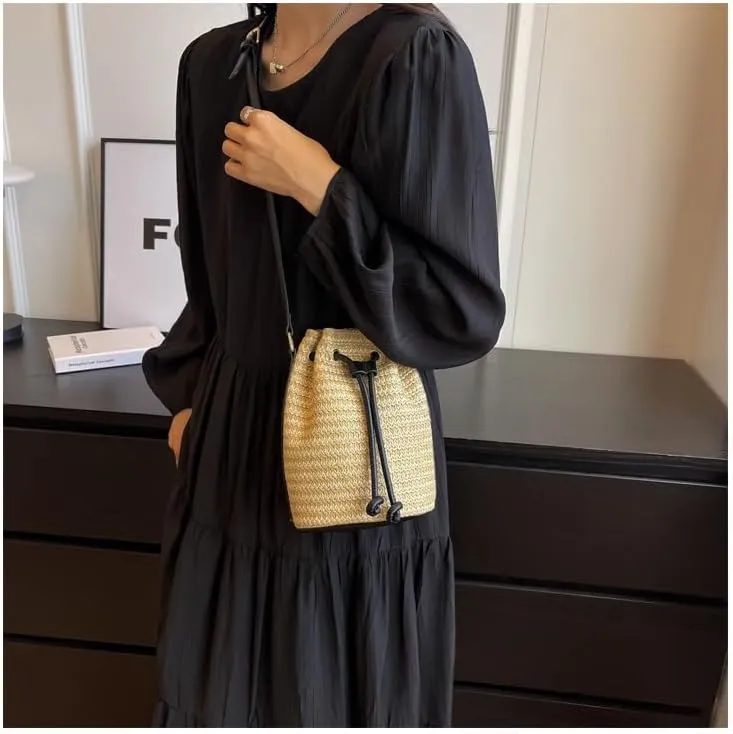 Small Crossbody Purses Women Y2k Beach Crochet Bucket Bags Drawstring Straw Bag Cute Bag