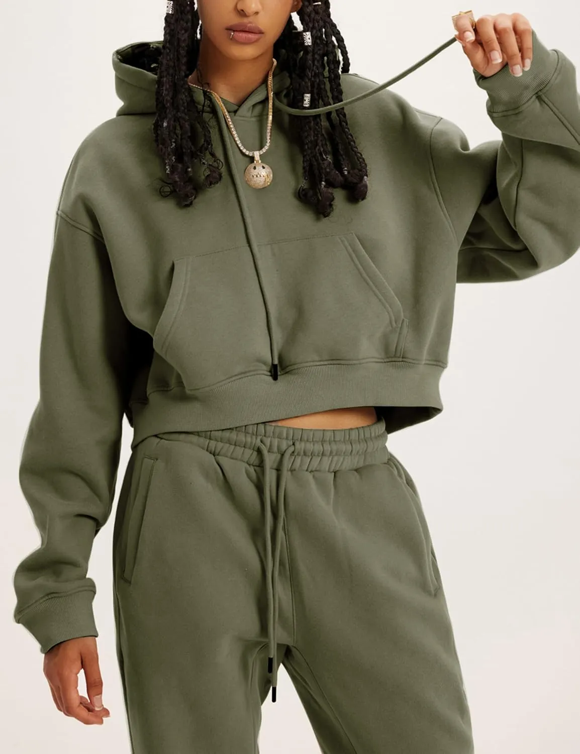 Sweatsuits for Women 2 Piece Set Crop Fleece Lining Hoodies Jogger Sweatpants Sweat Suits