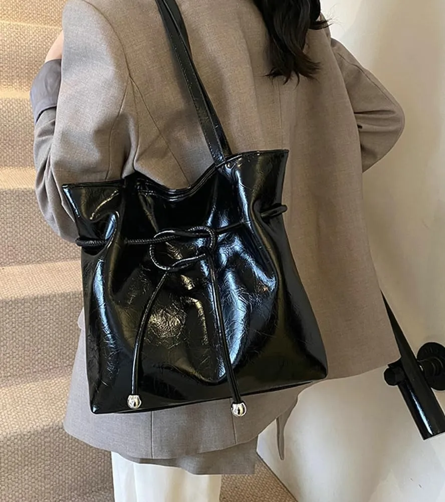 Trendy Pleated Tote PU Leather Purse Underarm Hobo Handbag Bag Drawstring Shoulder Bag for women 2025