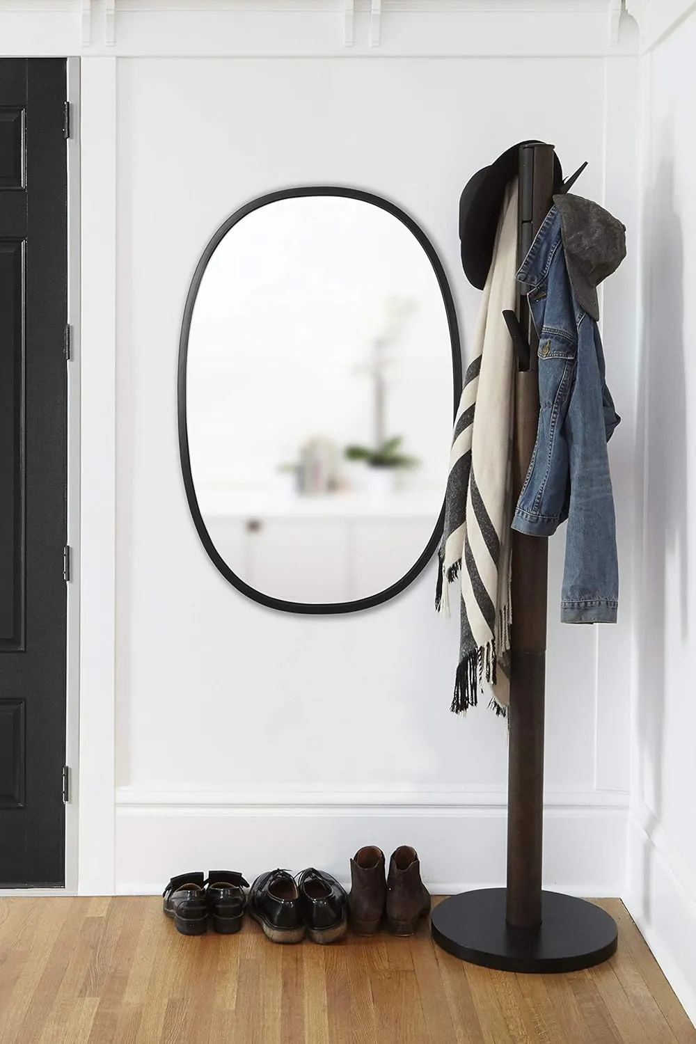 Umbra Hub Oval Wall Mirror with Rubber Frame, Modern Style for Bathroom, Entryway, Living Room and More, 24 x 36-Inch, Black