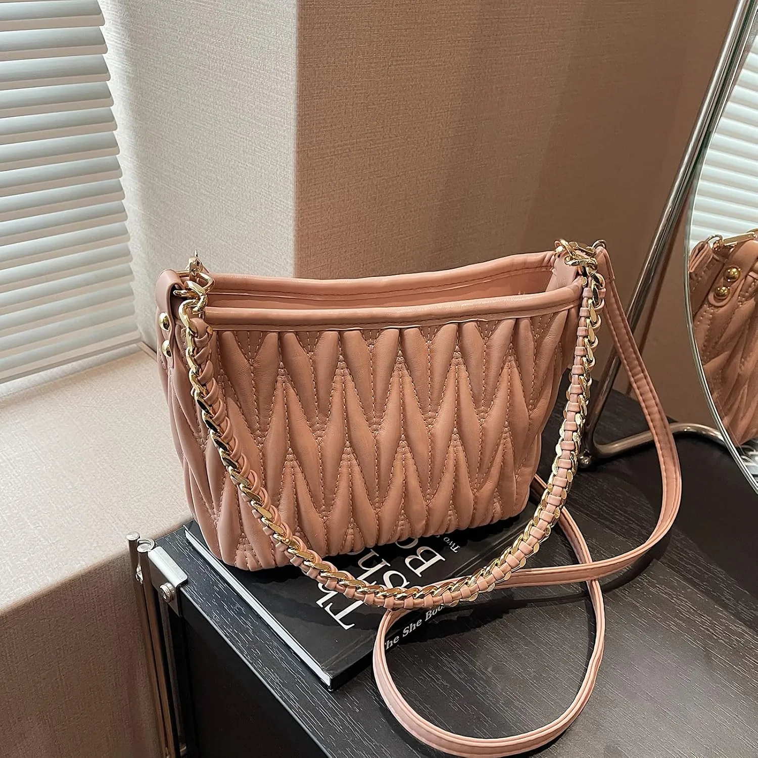 Women Hobo Handbag Quilted Crossbody Bags for Women Puffer Purse Clutch Purses Trendy Purses