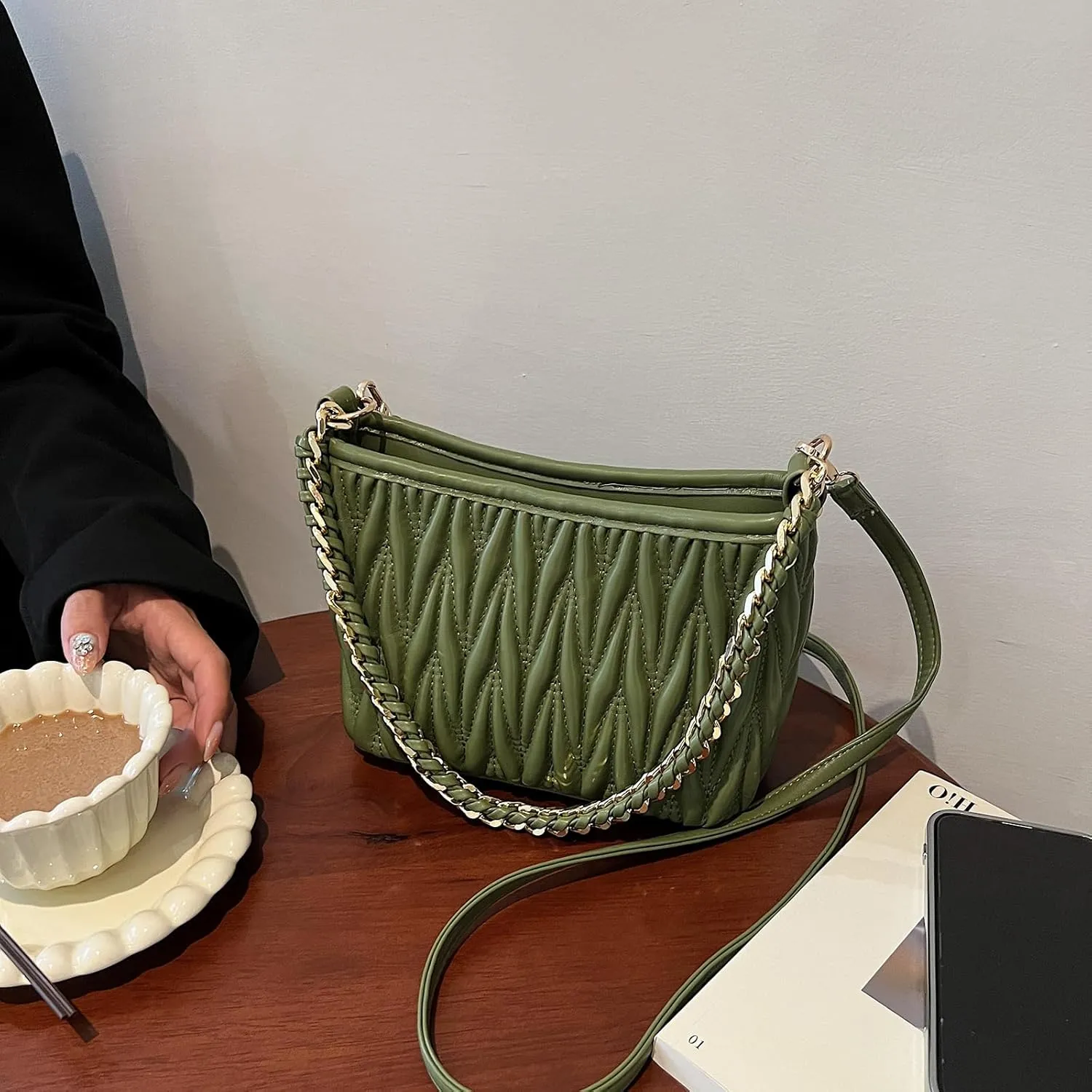 Women Hobo Handbag Quilted Crossbody Bags for Women Puffer Purse Clutch Purses Trendy Purses