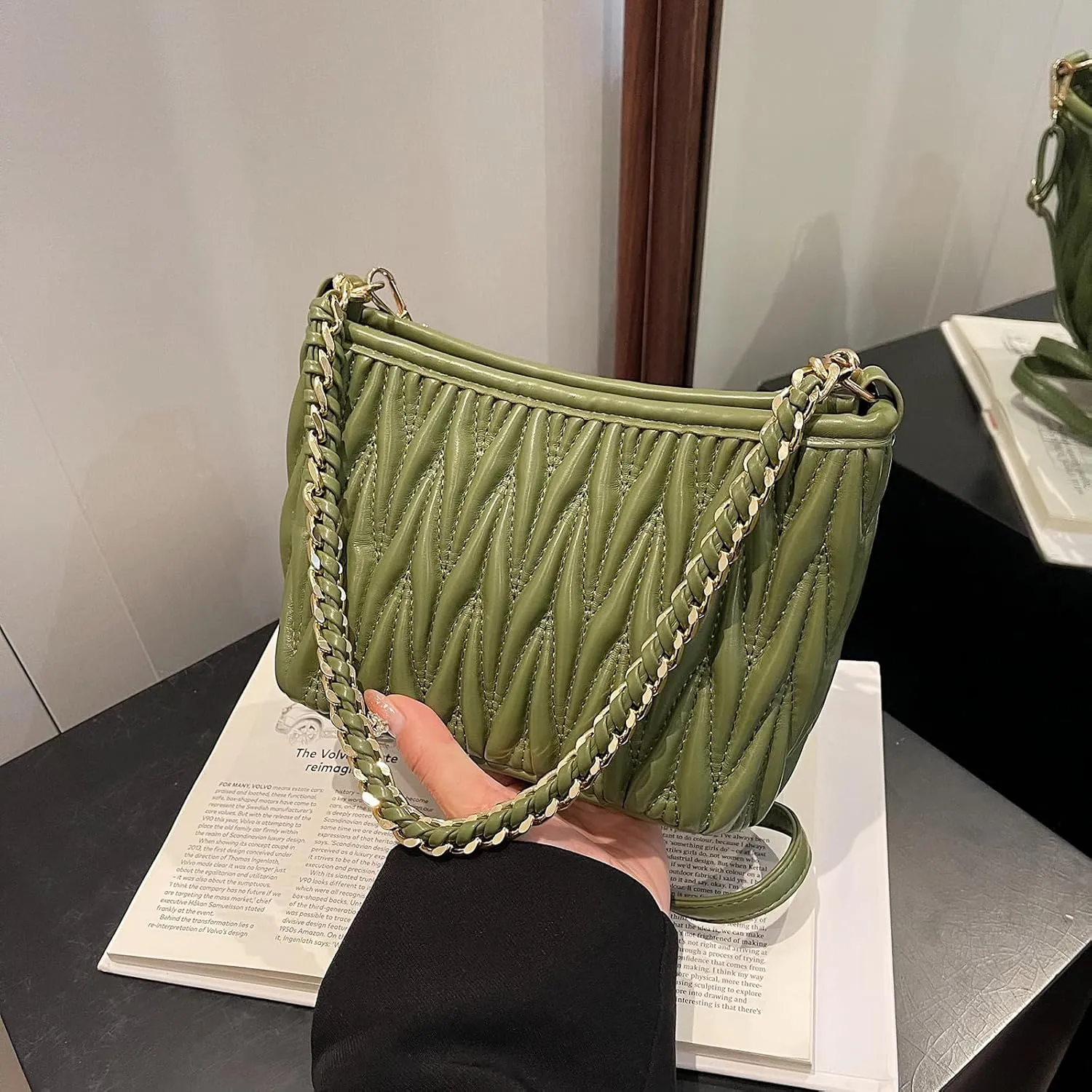 Women Hobo Handbag Quilted Crossbody Bags for Women Puffer Purse Clutch Purses Trendy Purses