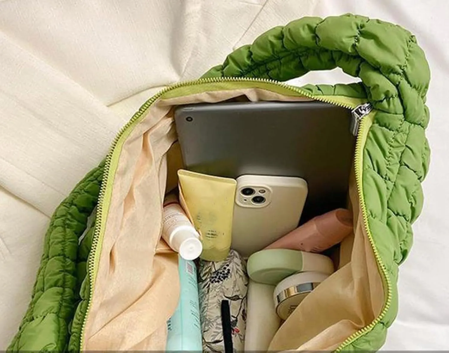 Women Puffer Tote Bag Large Quilted Tote Bag Quilted Carryall Bag Soft Puffy Crossbody Bag Hobo Handbags Puff Purse