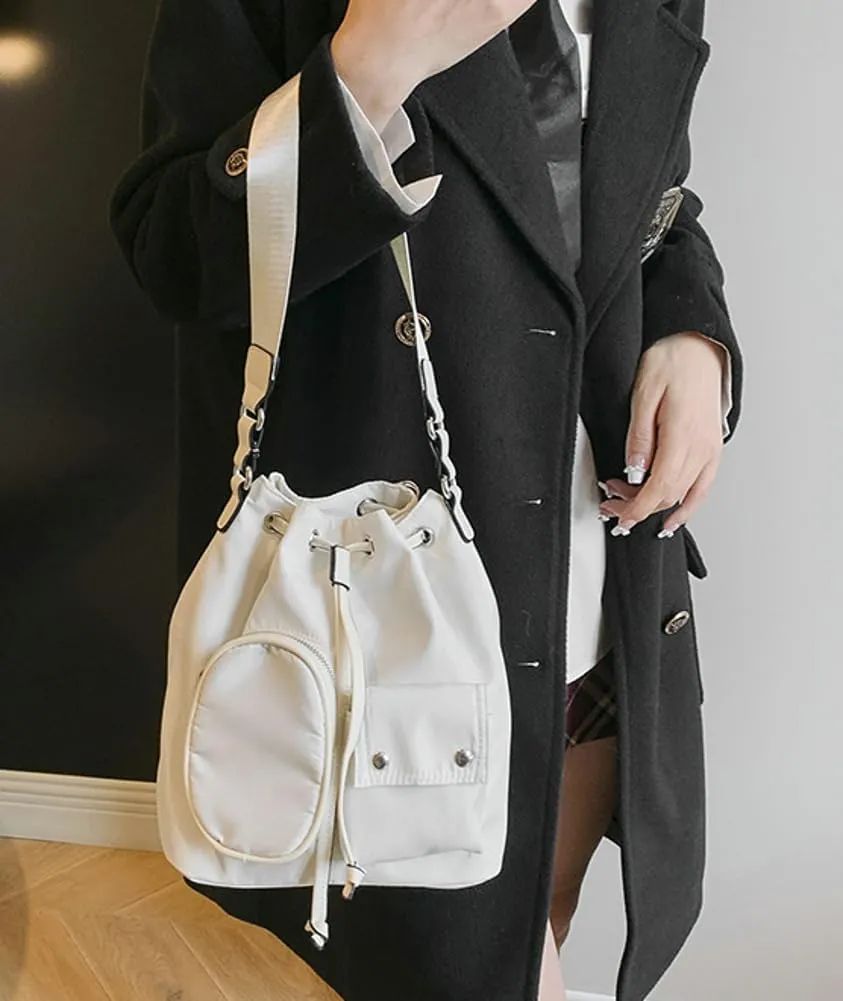 Womens Drawstring Bucket Bag Nylon Crossbody Shoulder Bag Large Tote Purse Handbags Casual Top Handle Satchel